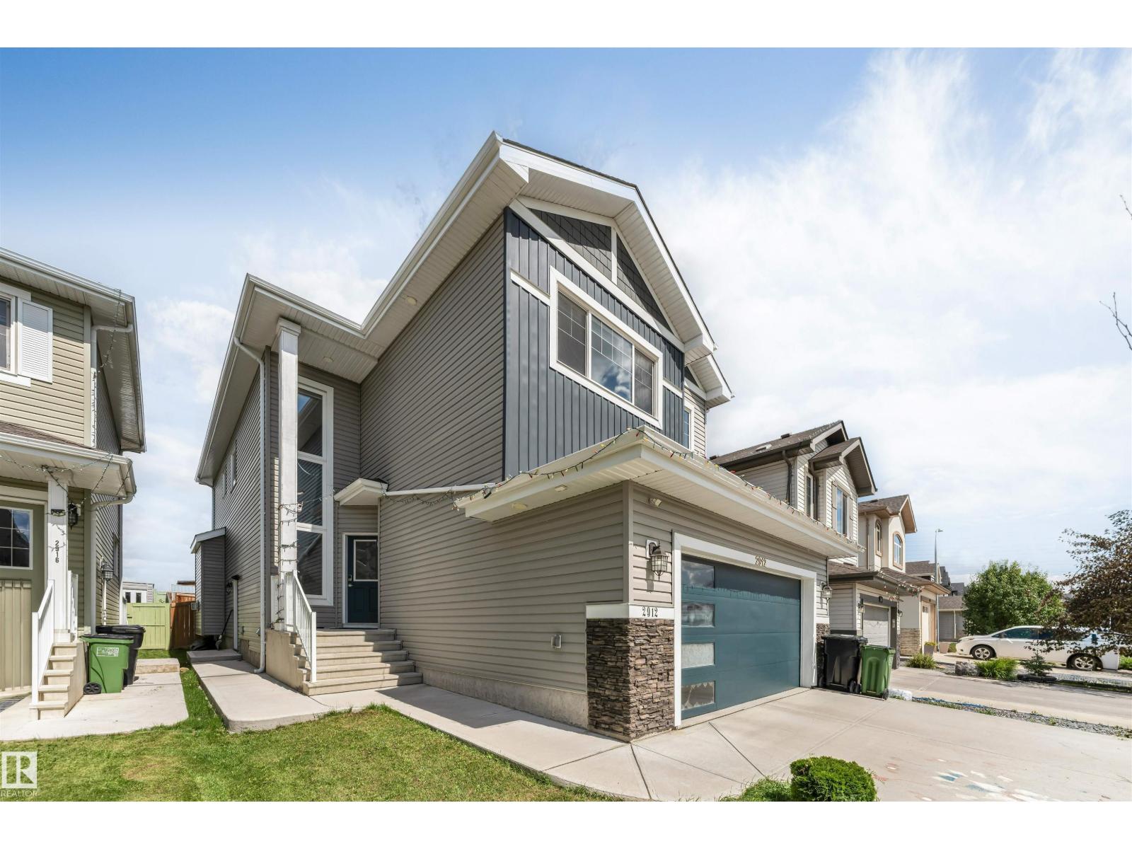 2912 12 AV NW - 3
