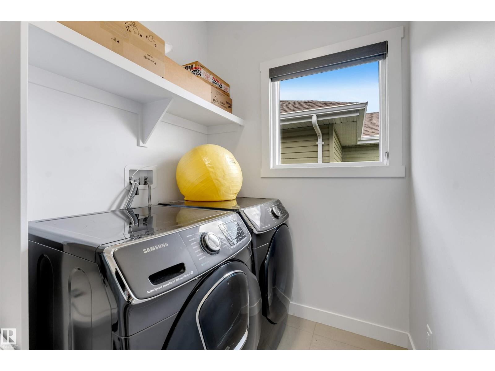 2912 12 AV NW - Image 36