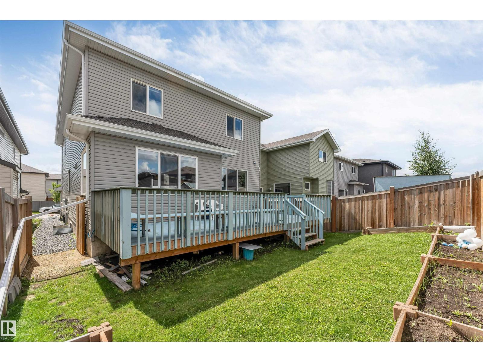 2912 12 AV NW - 50