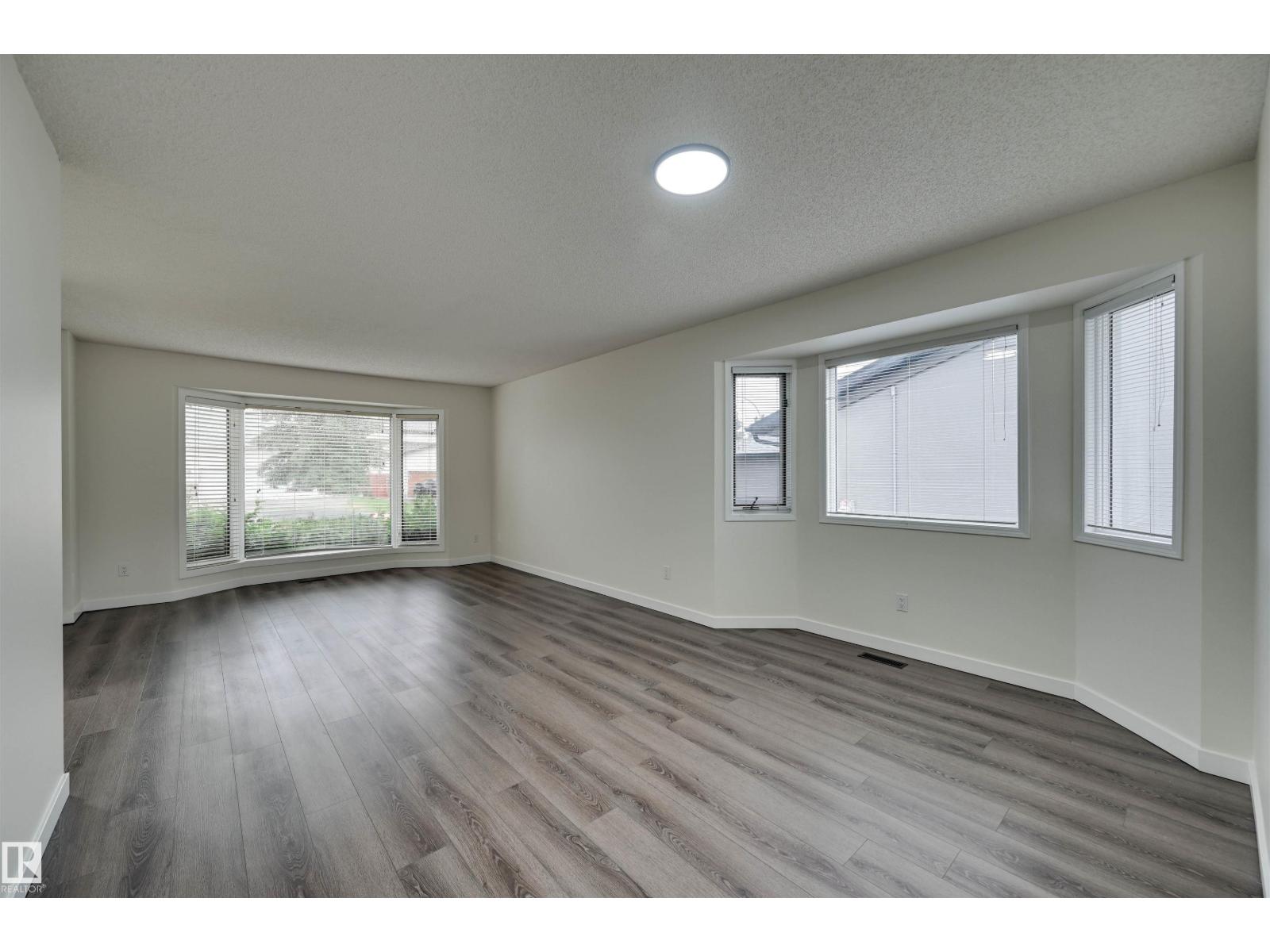5507 179 ST NW - 7