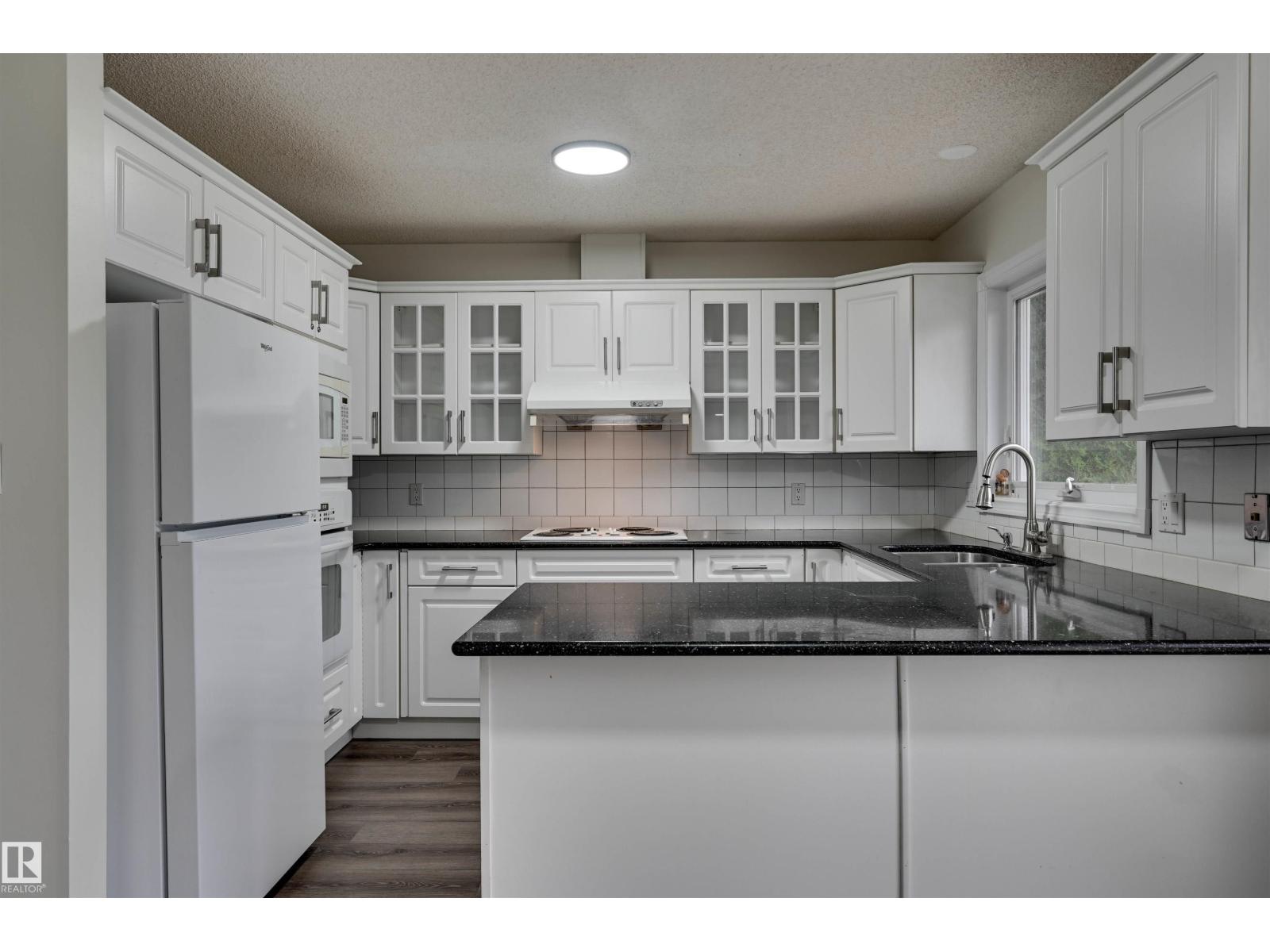 5507 179 ST NW - 11
