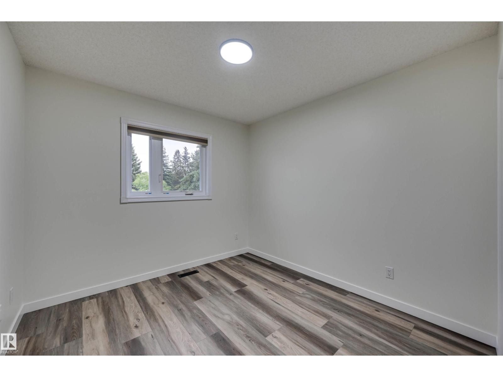5507 179 ST NW - 33