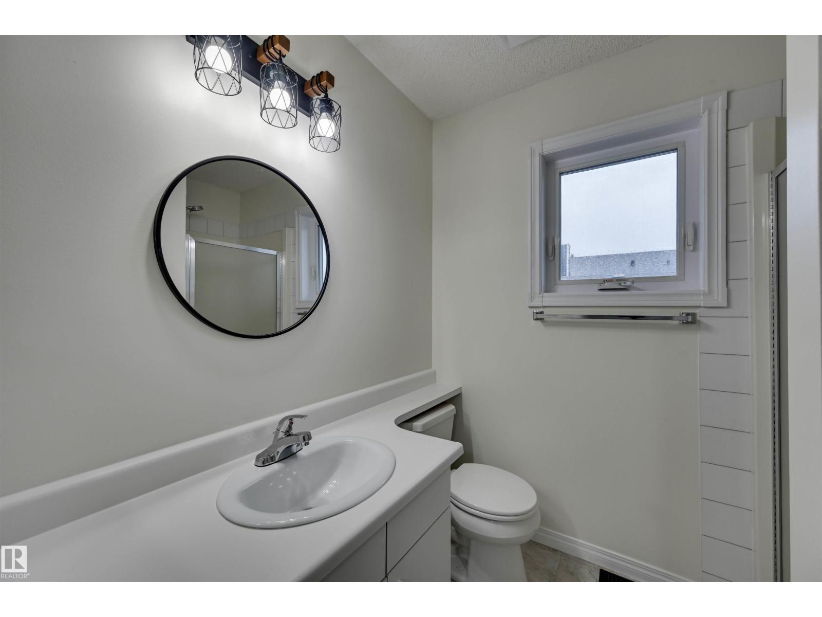 5507 179 ST NW - 40