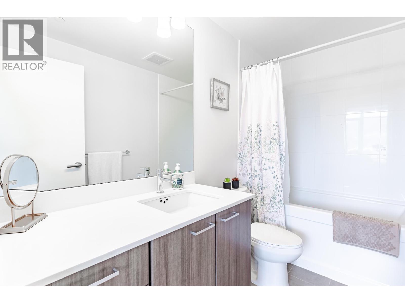 2 Bed, 2 Bath House for Sale in Coquitlam – 2709 2955 ATLANTIC AVENUE, Coquitlam – MLS# R3153122 - Image 13