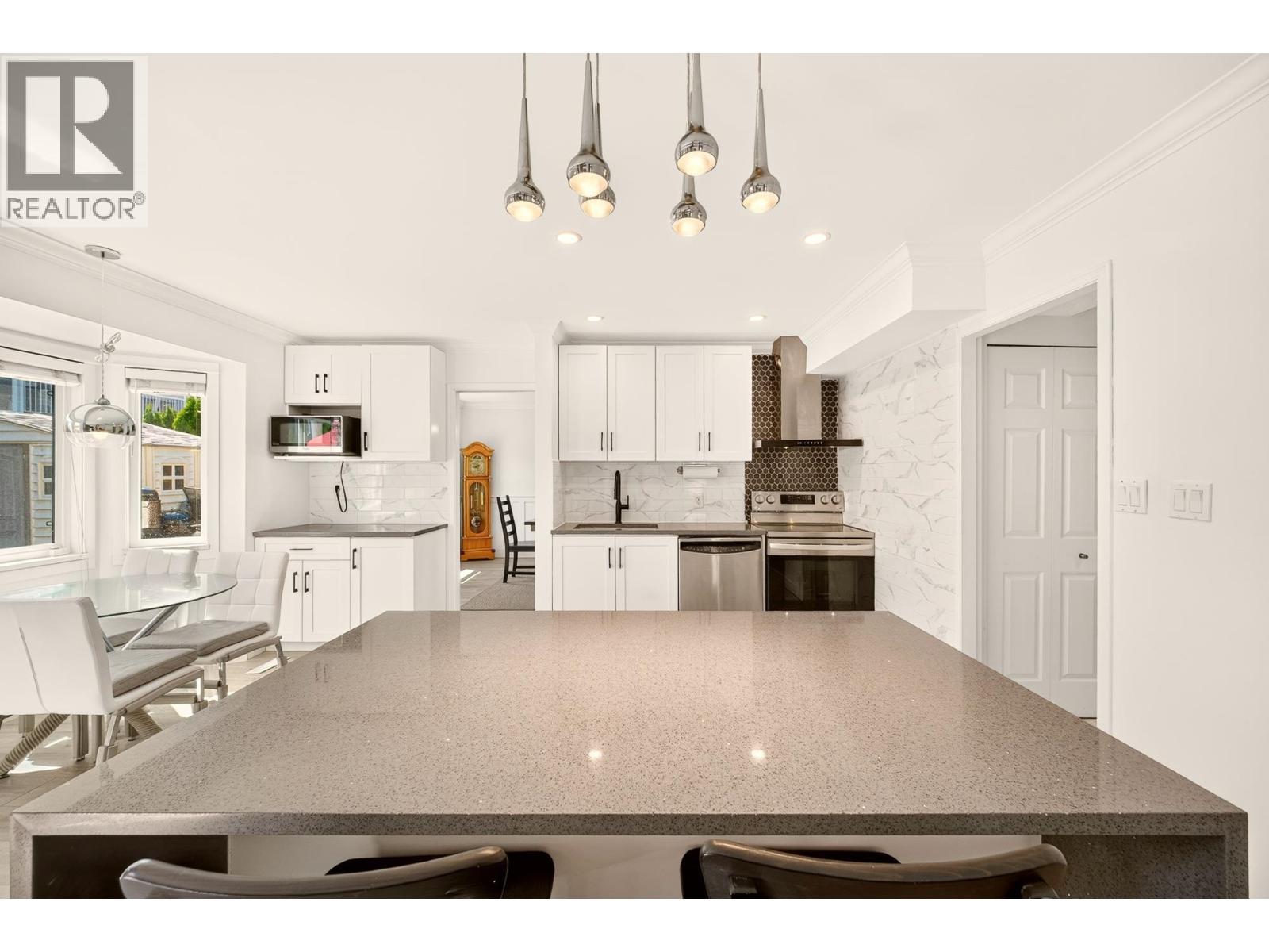 3 Bed, 3 Bath House for Sale in Delta – 5962 49A AVENUE, Delta – MLS# R3152841 - Image 15