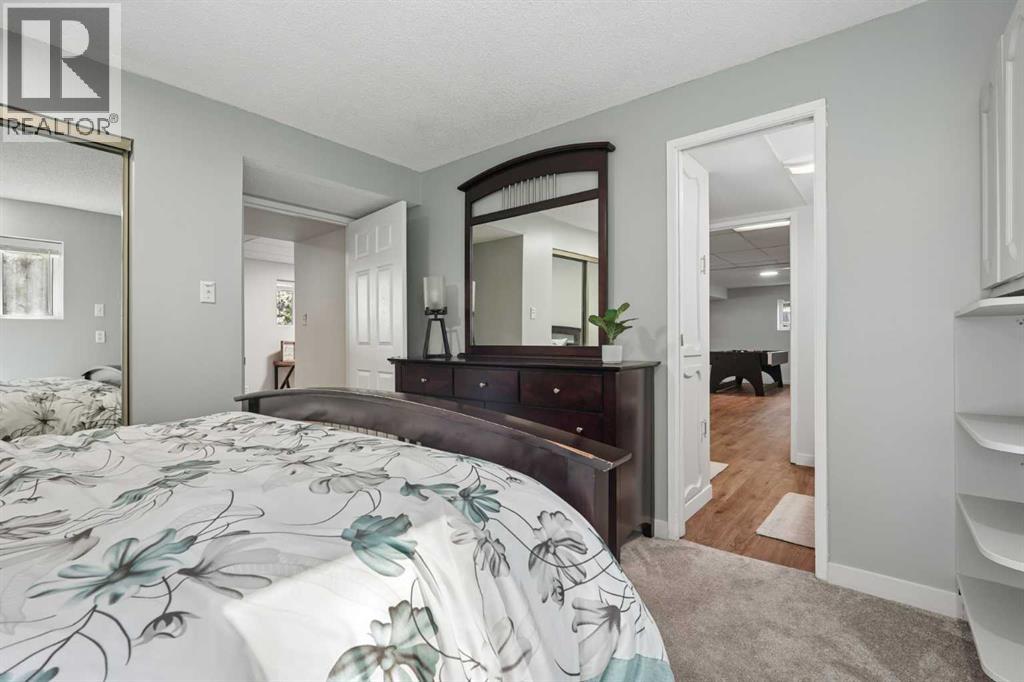 210 Dunkirk Street S - Image 34