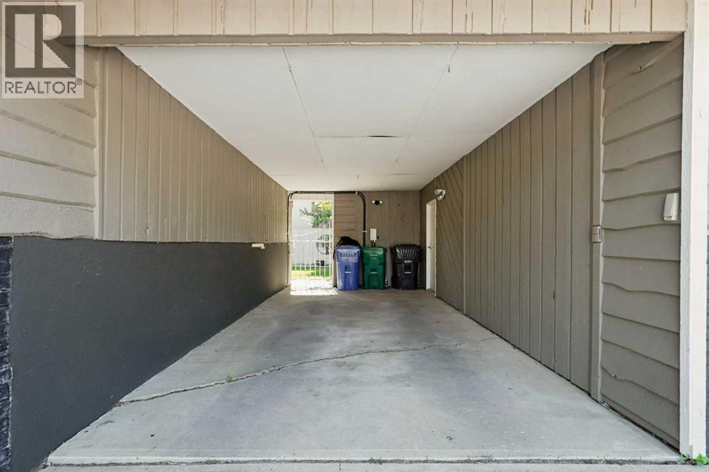 210 Dunkirk Street S - 49