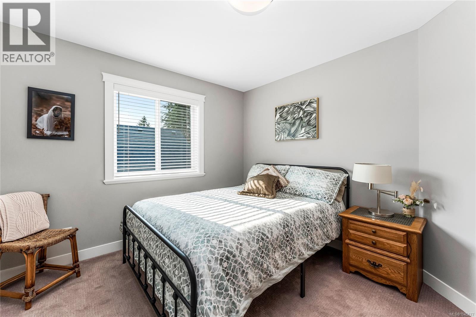875 Pratt Rd - Image 40