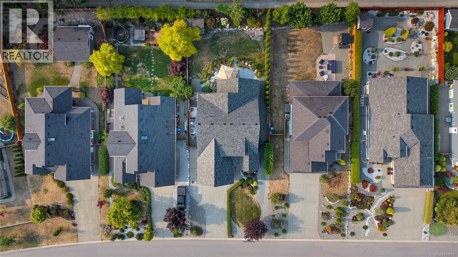 875 Pratt Rd - Image 49