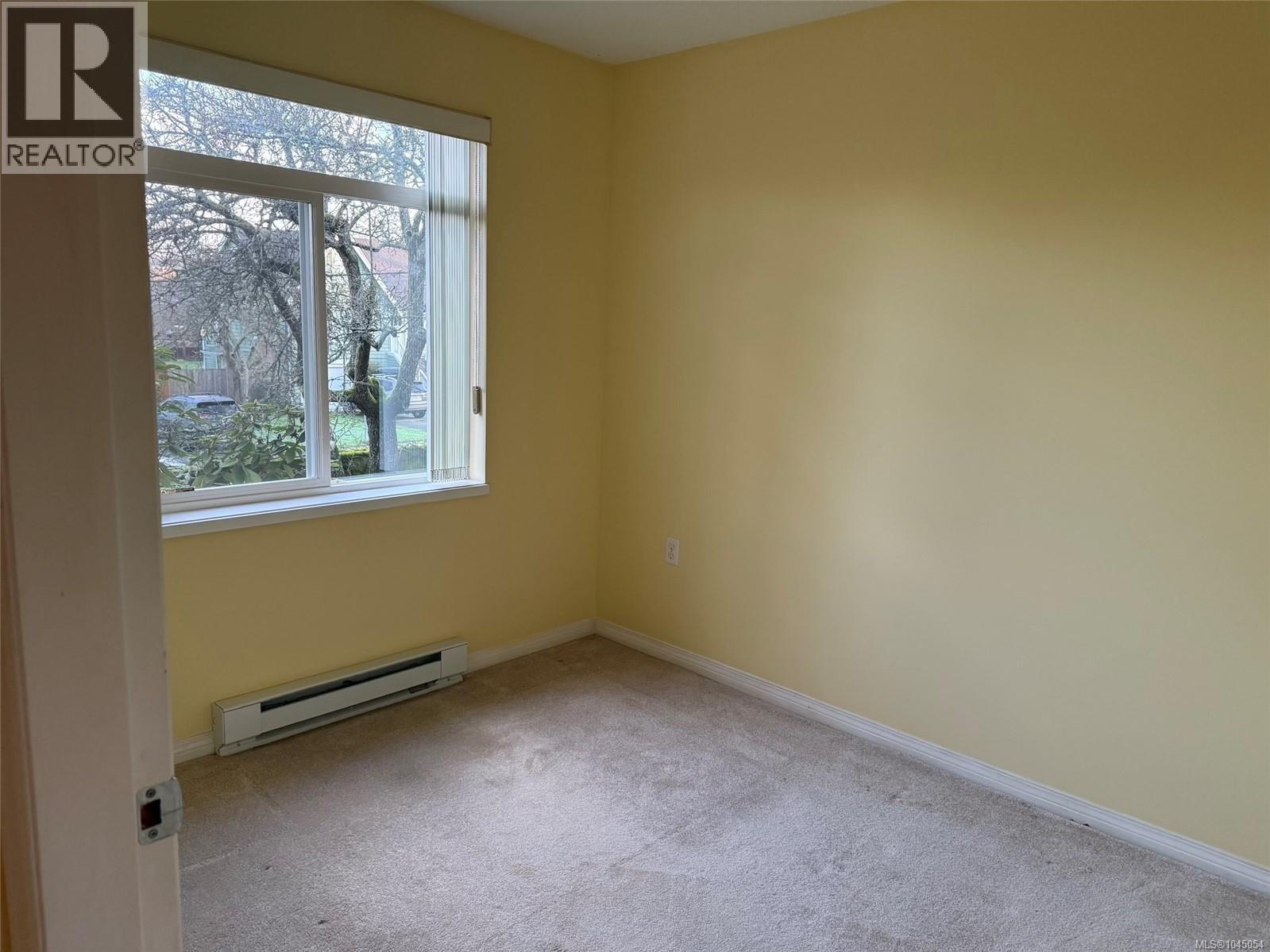 #204 2045 Carrick St - 12
