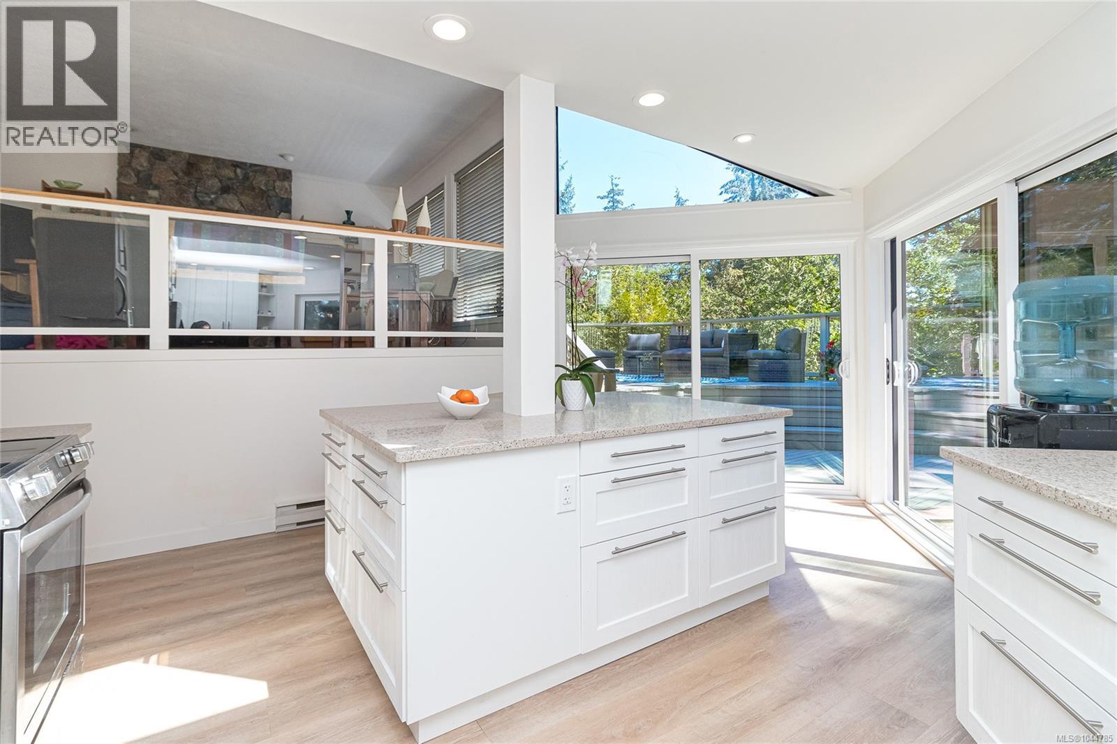 4468 Autumnwood Lane - Image 19