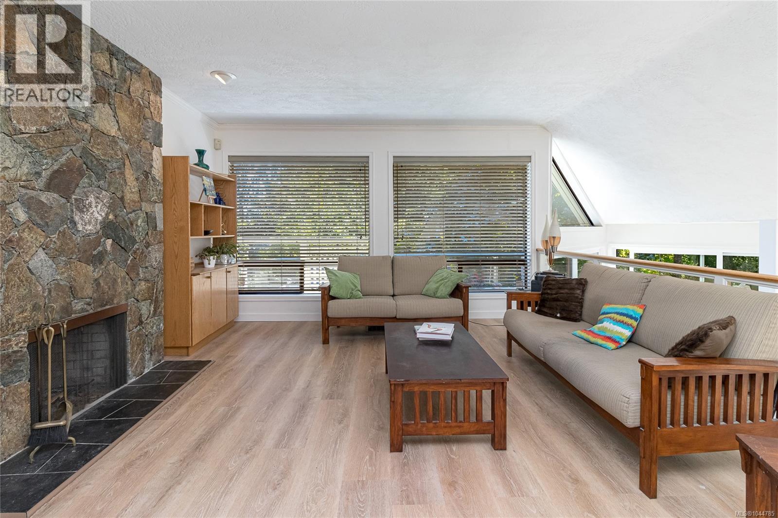 4468 Autumnwood Lane - Image 22