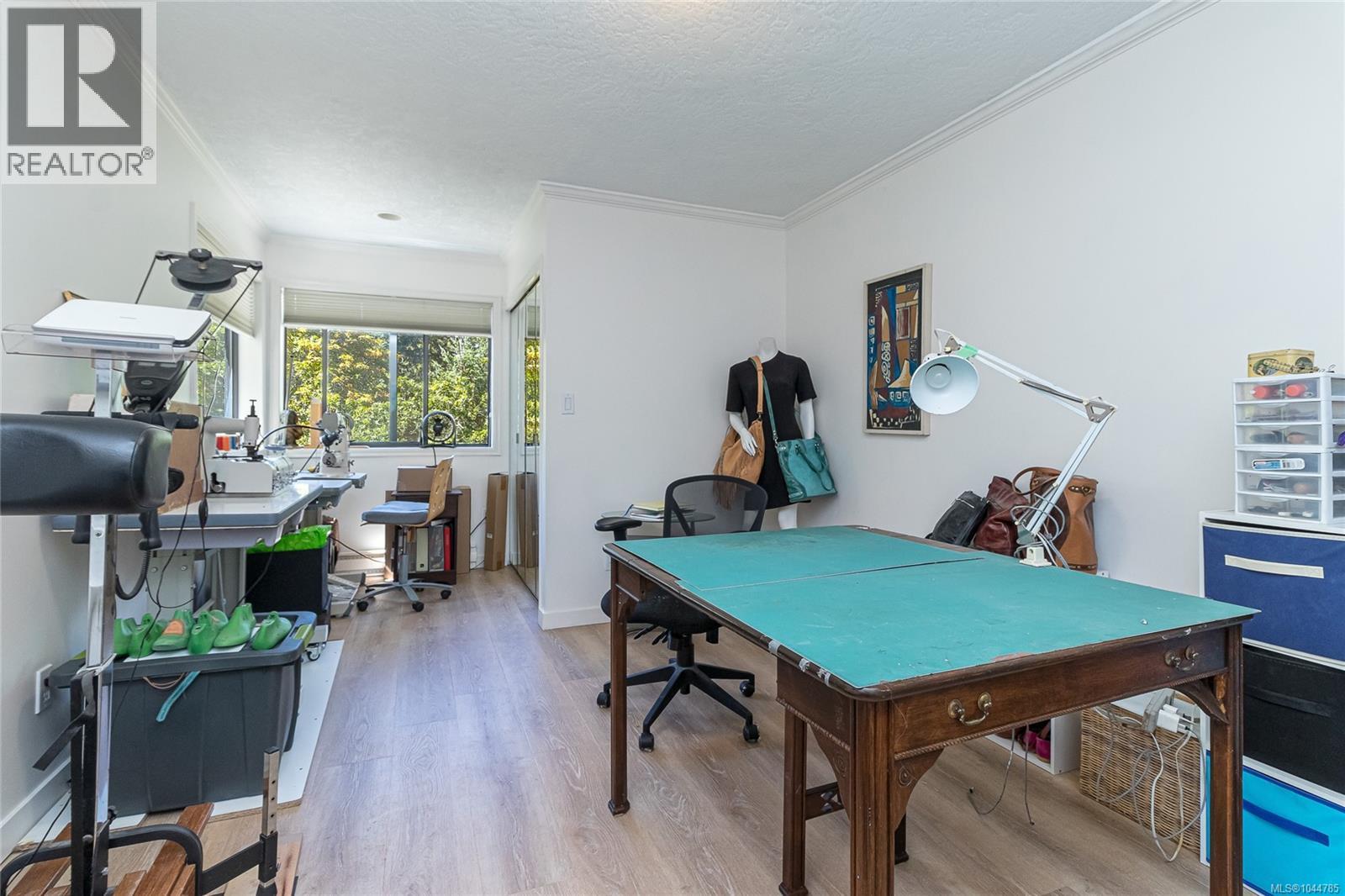 4468 Autumnwood Lane - Image 31