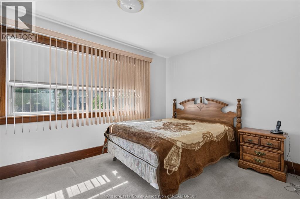 1342 Hall AVENUE - 17
