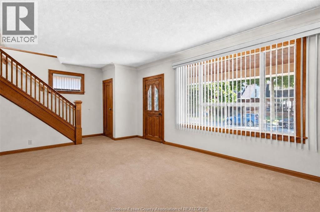 1342 Hall AVENUE - 34