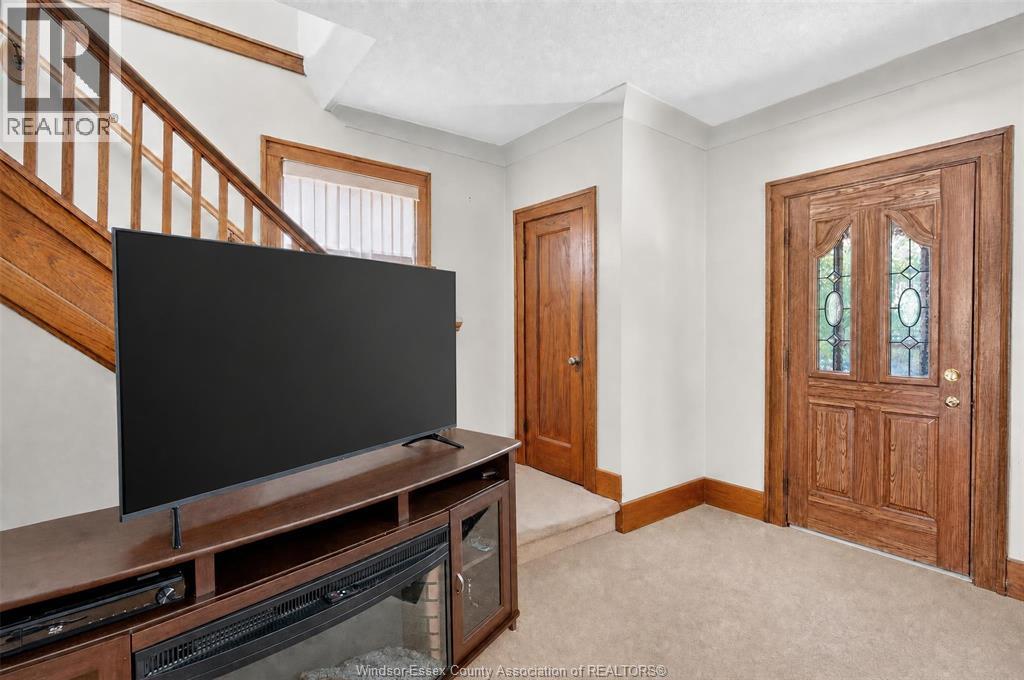 1342 Hall AVENUE - 6