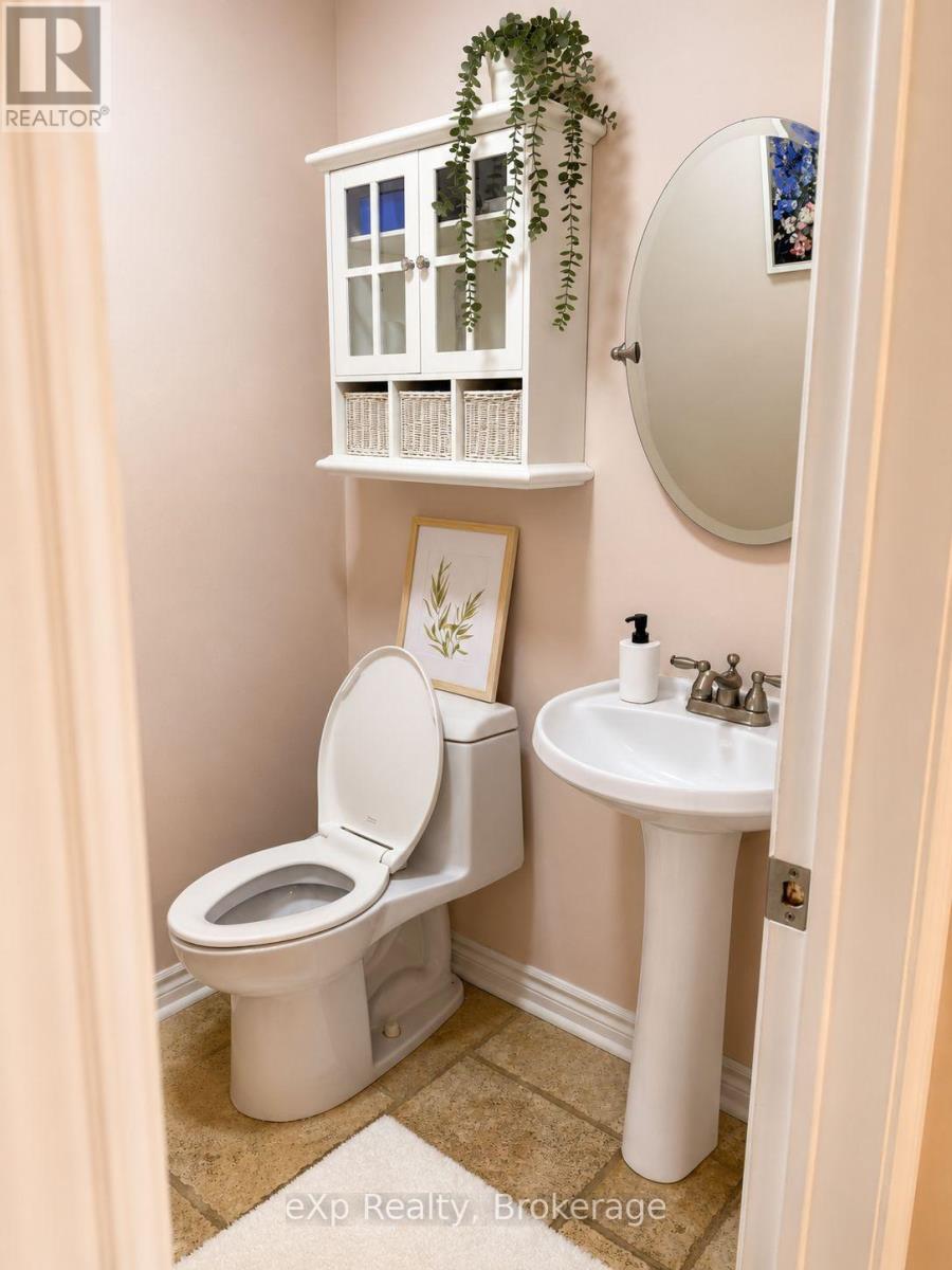 39 MATTERDALE AVENUE - Image 25