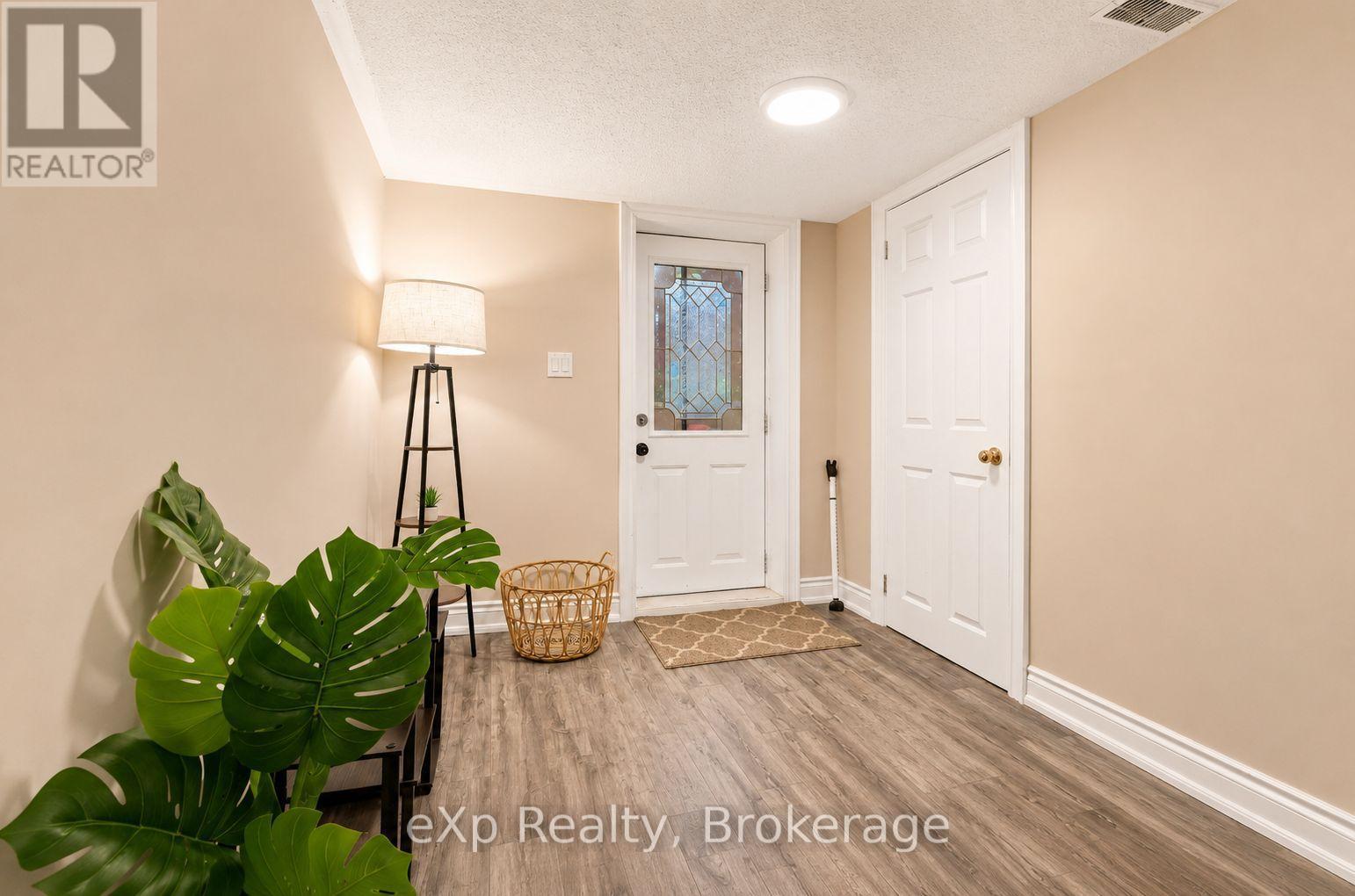 39 MATTERDALE AVENUE - Image 35