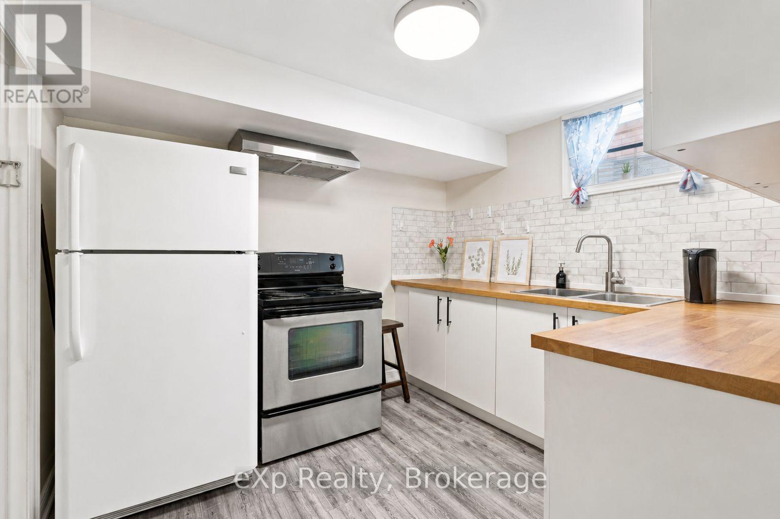 39 MATTERDALE AVENUE - Image 39