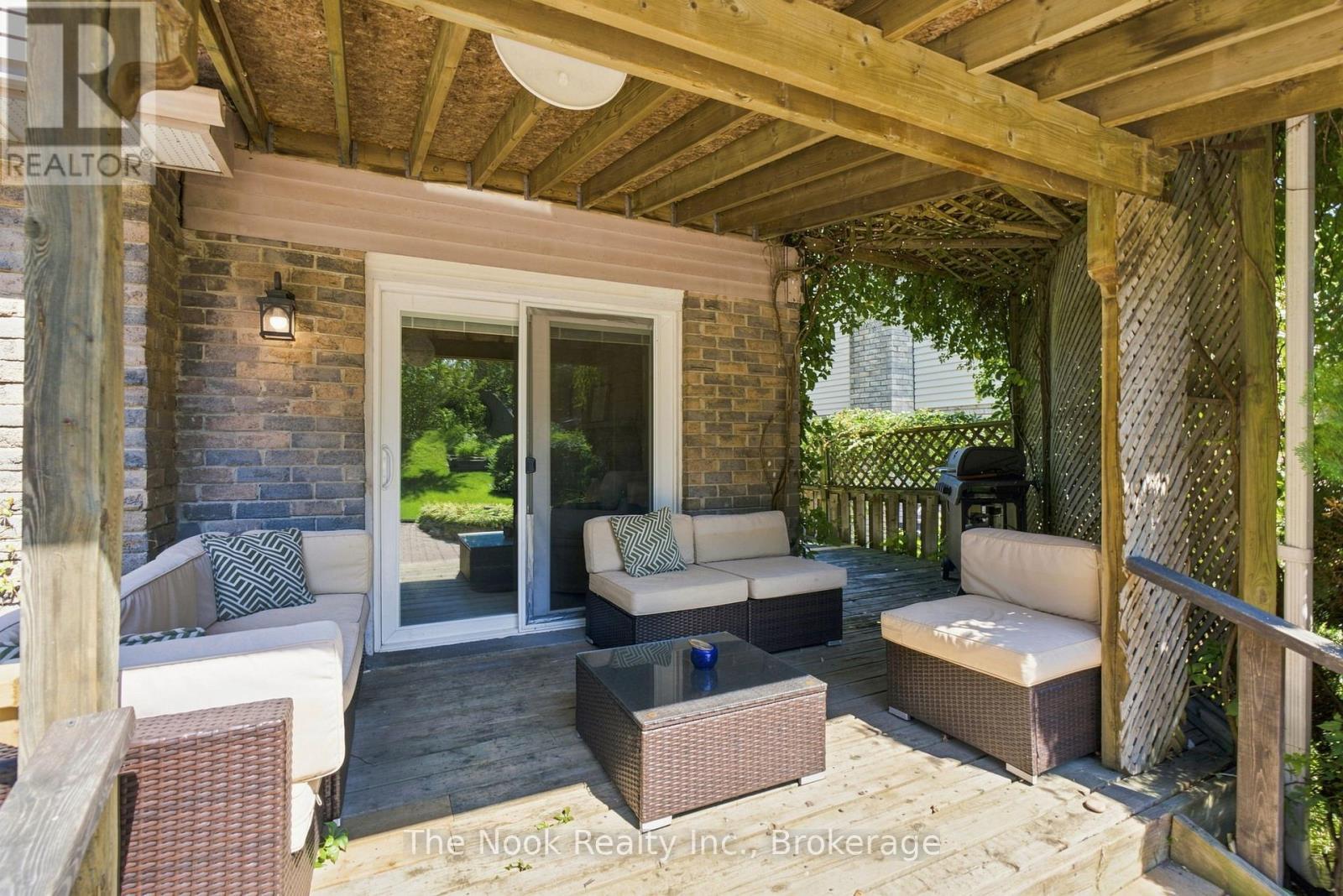 424 PRINCE OF WALES DRIVE - Image 44