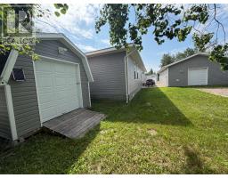 5 Davis Crescent thumbnail 13