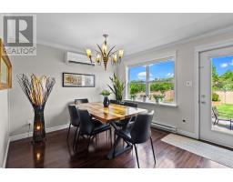 75 Spracklin Boulevard thumbnail 15