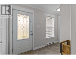 75 Spracklin Boulevard thumbnail 7