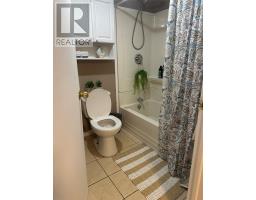 12 Blatch Avenue thumbnail 10