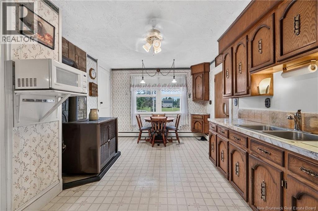 795 Renauds Mill Road - Image 17