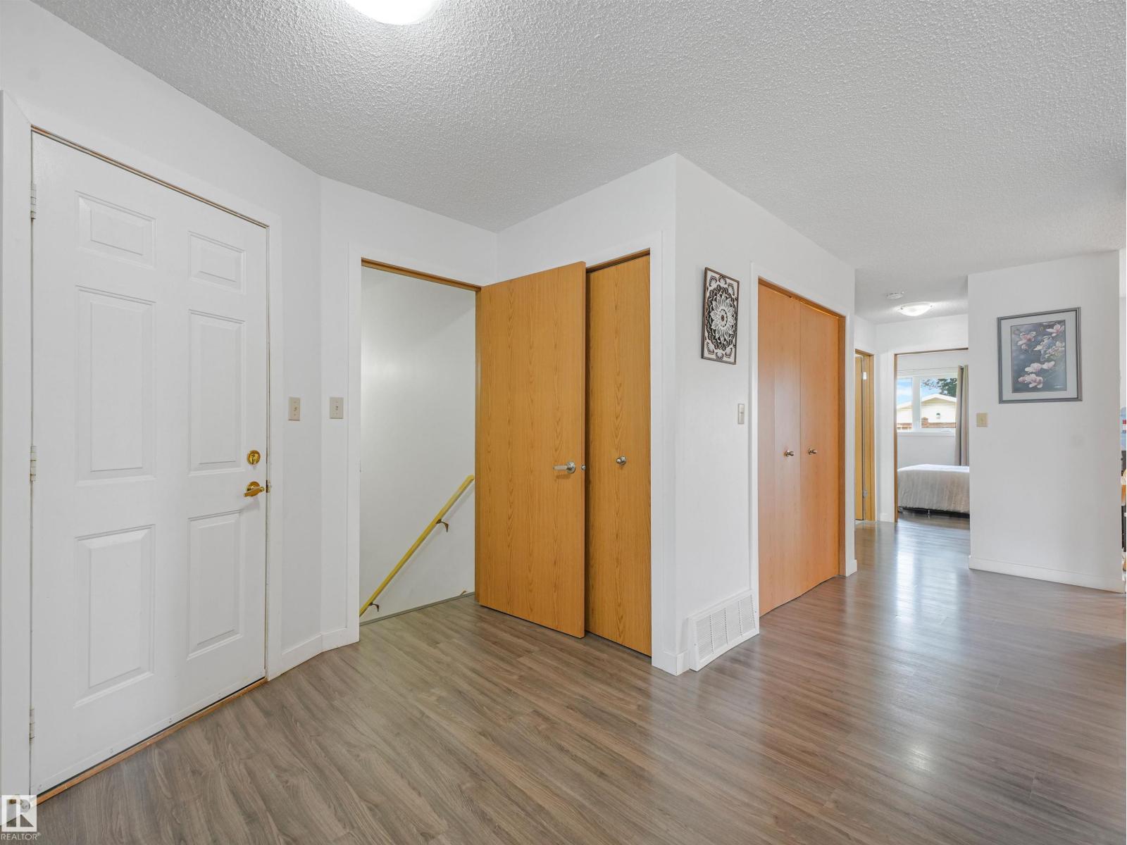 5749 189 ST NW - Image 9
