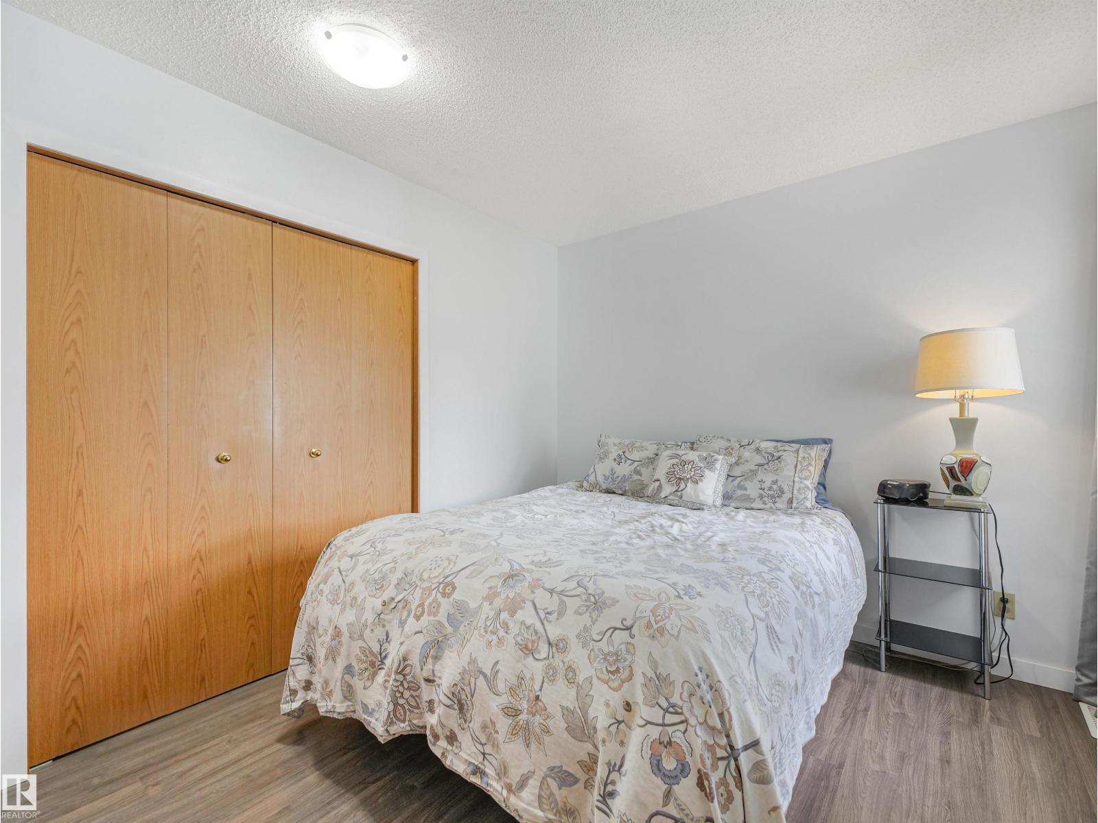 5749 189 ST NW - Image 18
