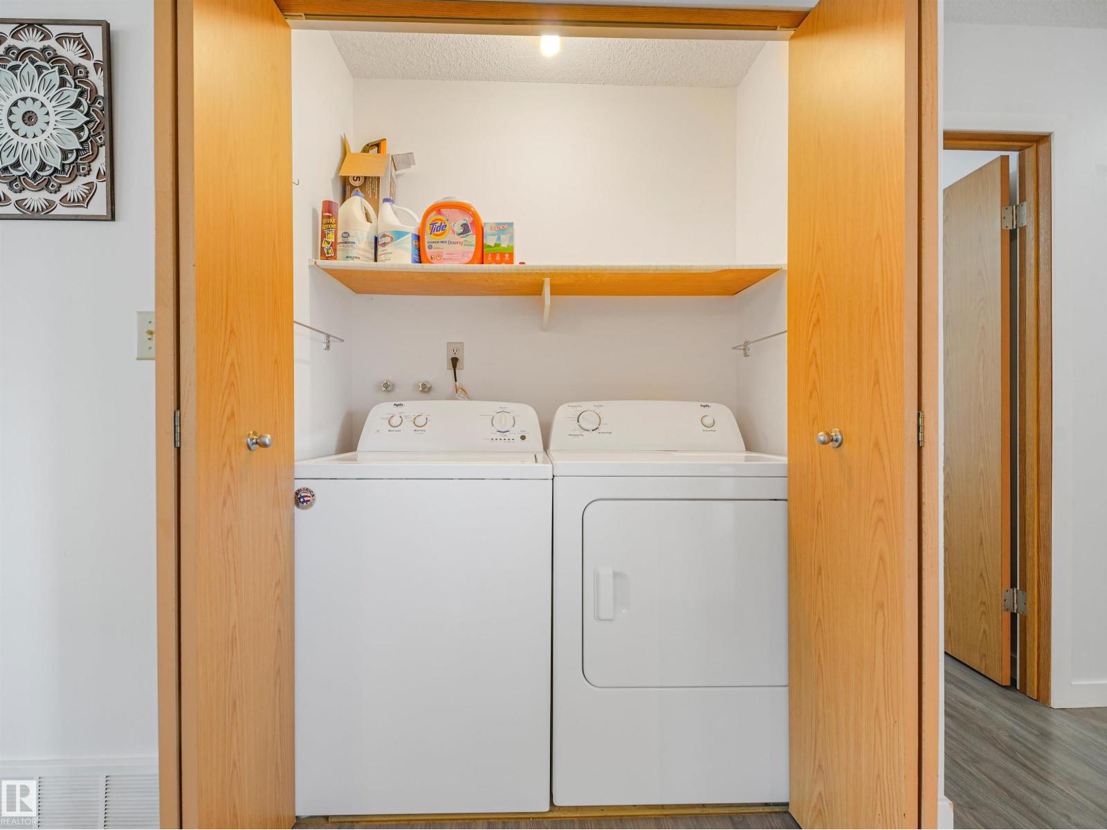 5749 189 ST NW - Image 19