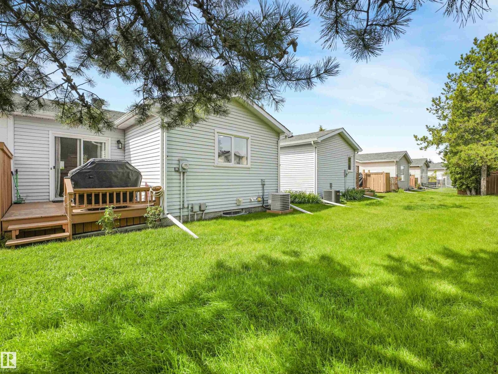 5749 189 ST NW - 31