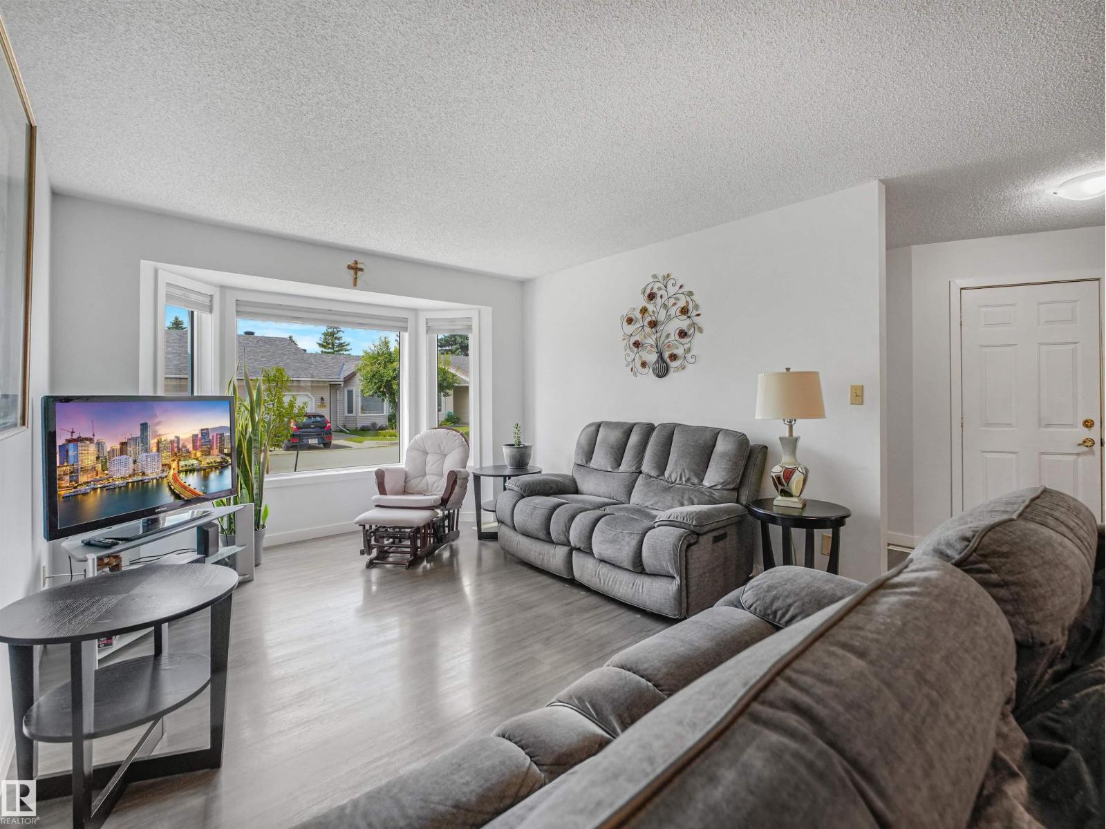 5749 189 ST NW - 5