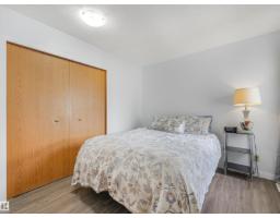 5749 189 St Nw, Edmonton, AB T6M2G8 Photo 18