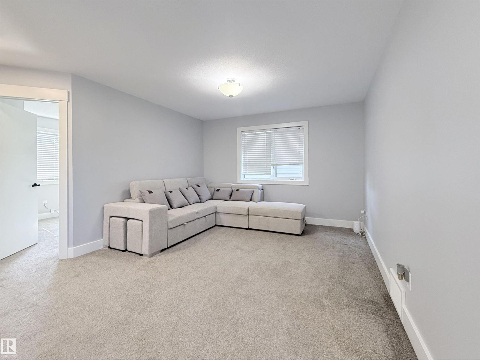 8719 218 ST NW - Image 23