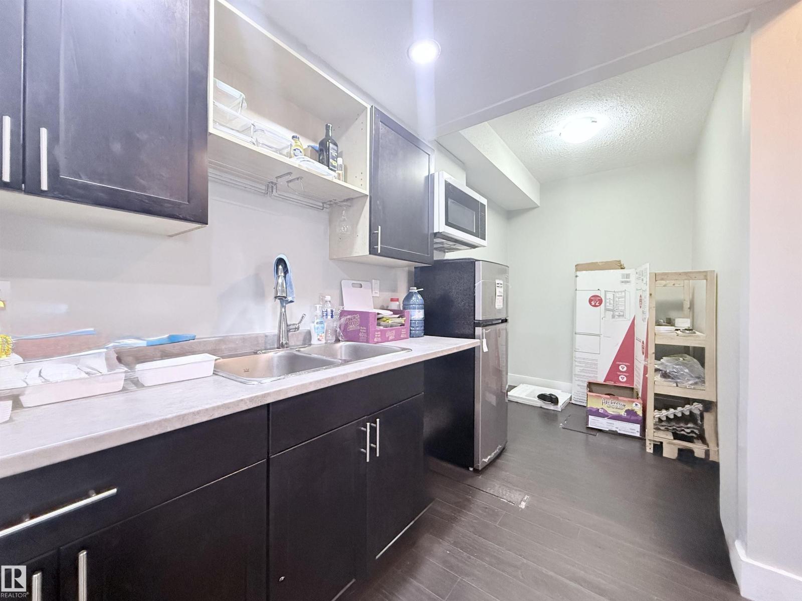 8719 218 ST NW - 38