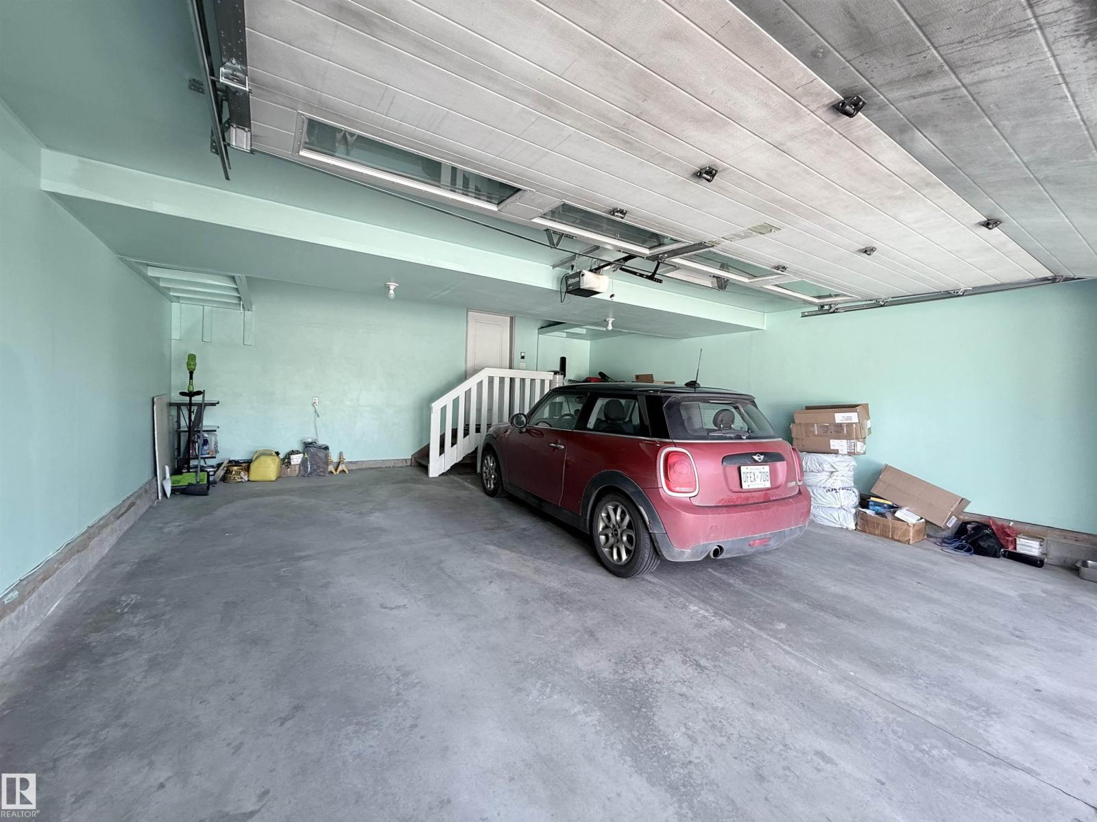8719 218 ST NW - Image 40