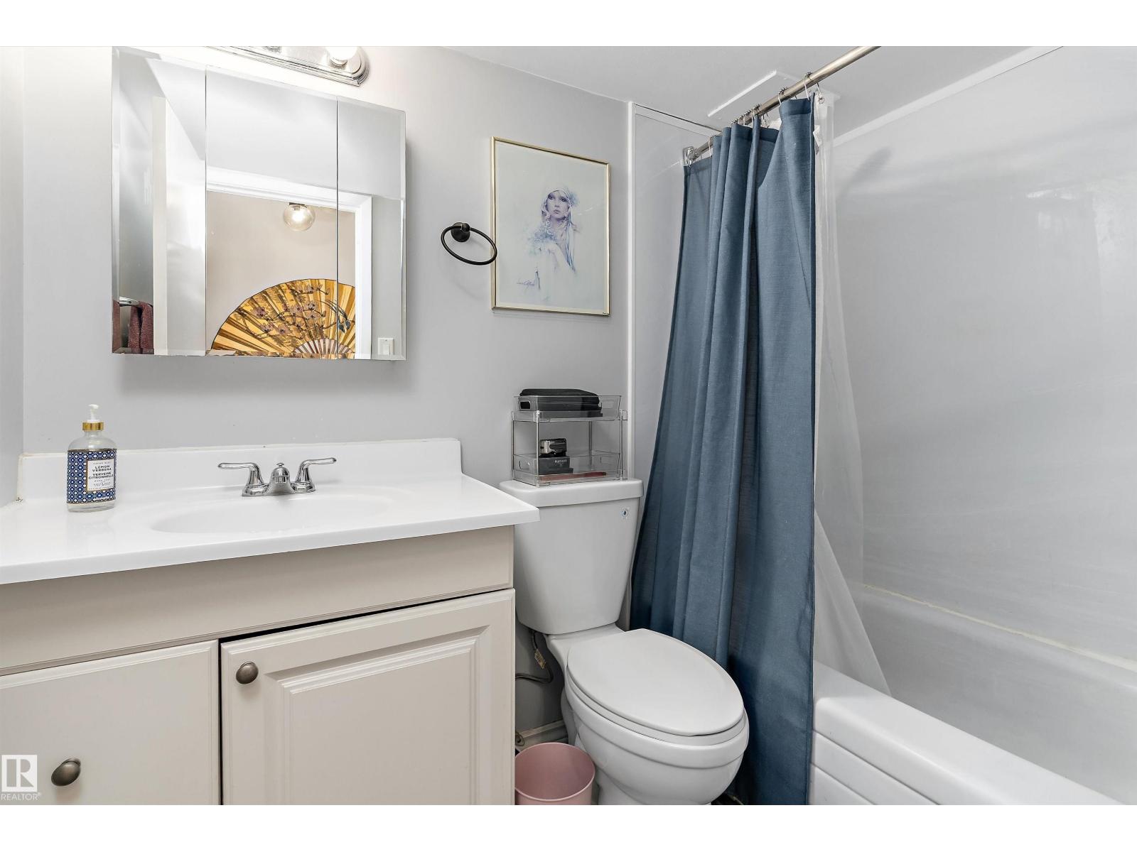 #706 9930 113 ST NW - 15