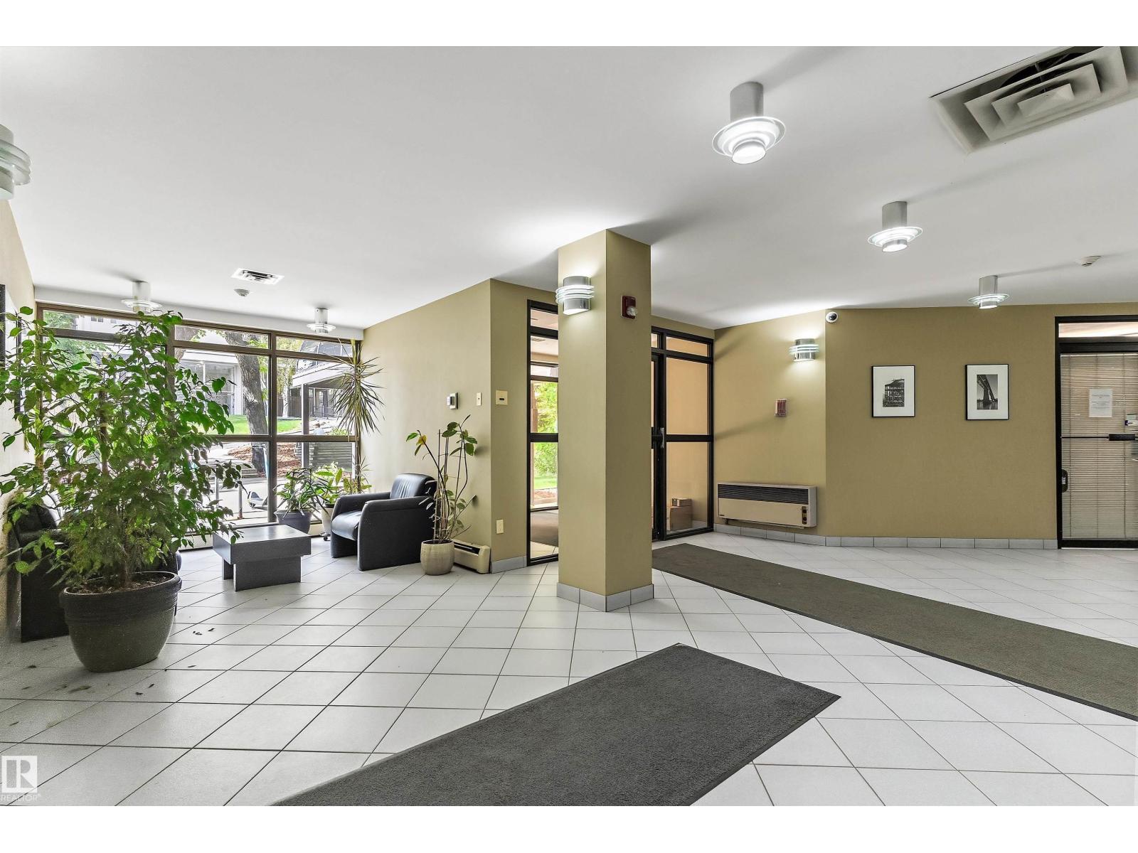 #1002 9725 106 ST NW - Image 27