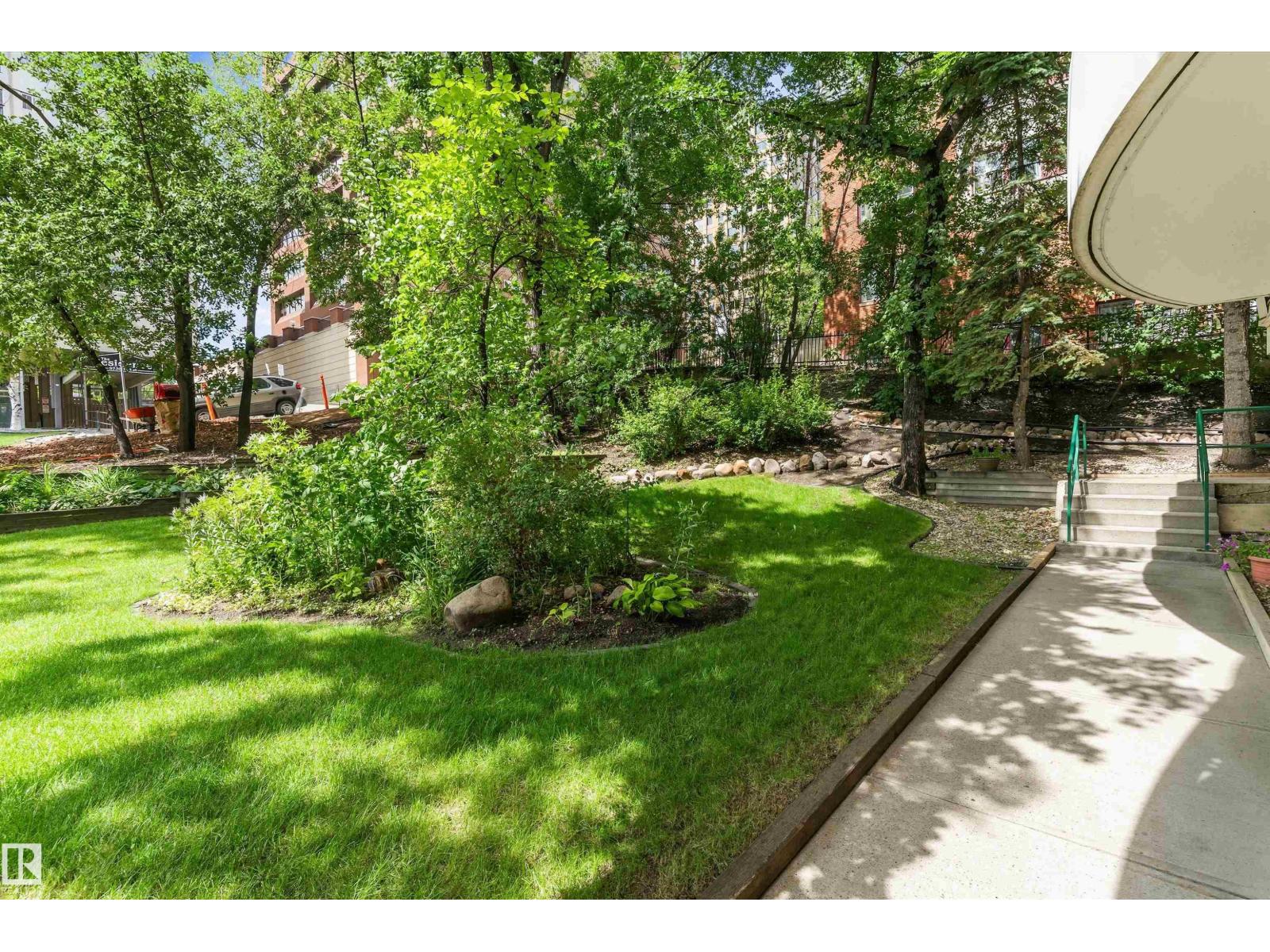 #1002 9725 106 ST NW - 30