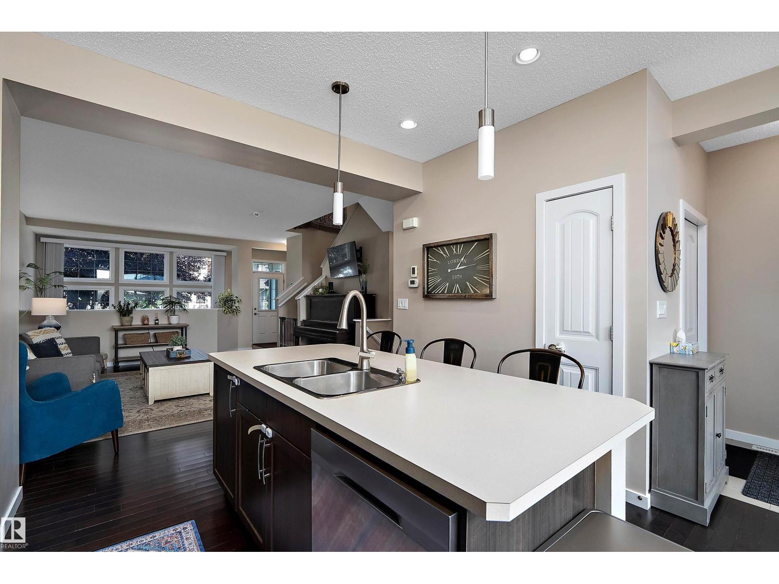 21915 99 AV NW - 12