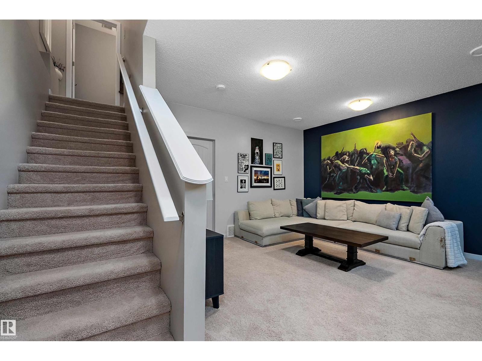 21915 99 AV NW - Image 32