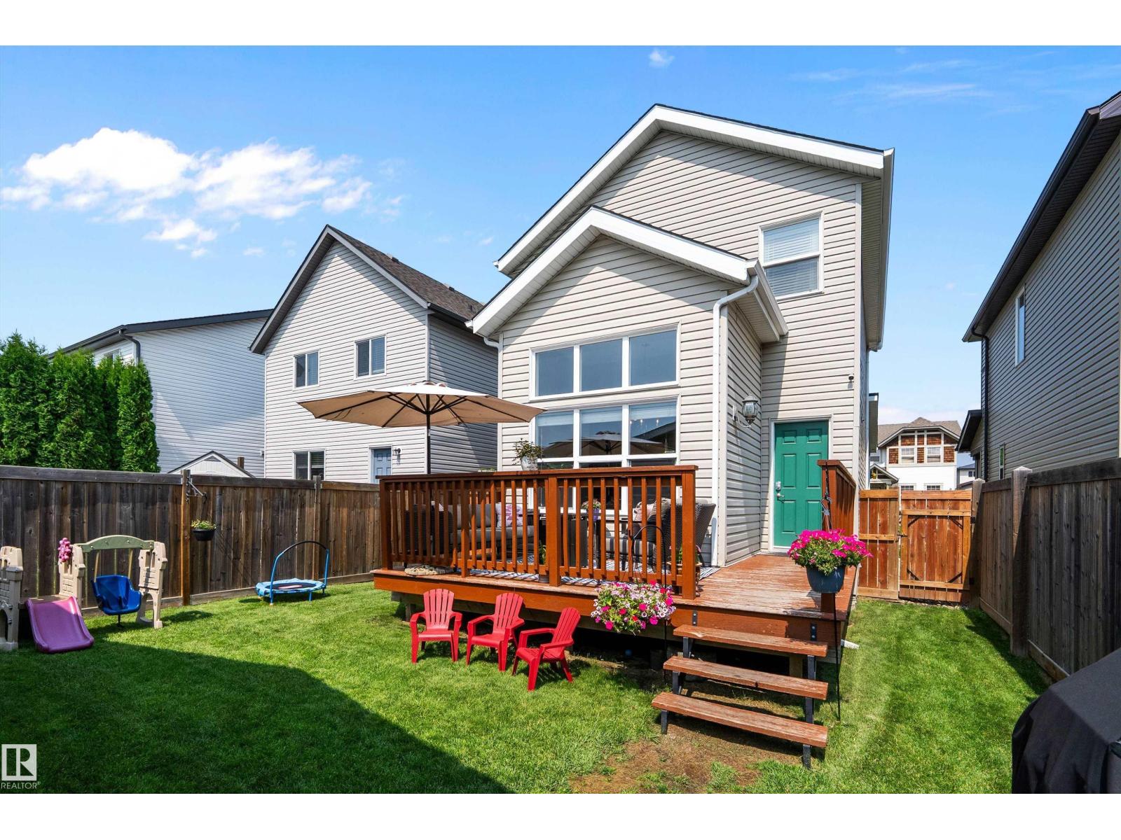 21915 99 AV NW - 39