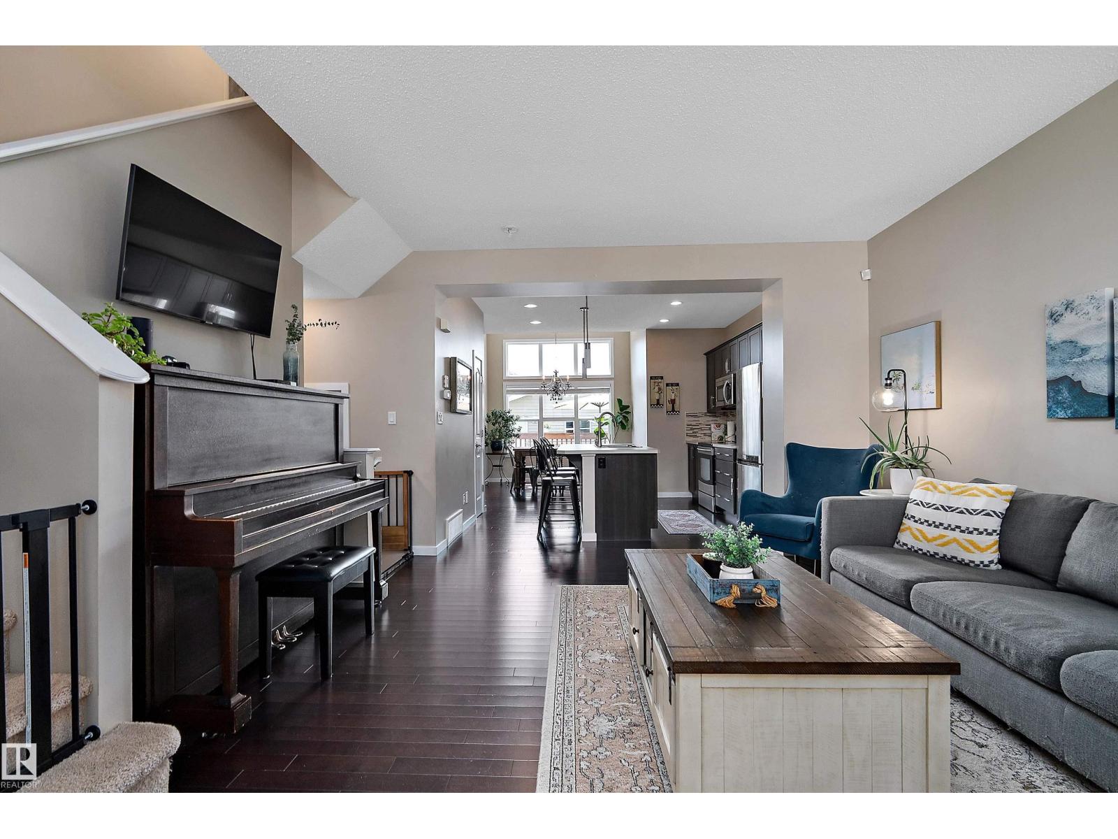 21915 99 AV NW - Image 6