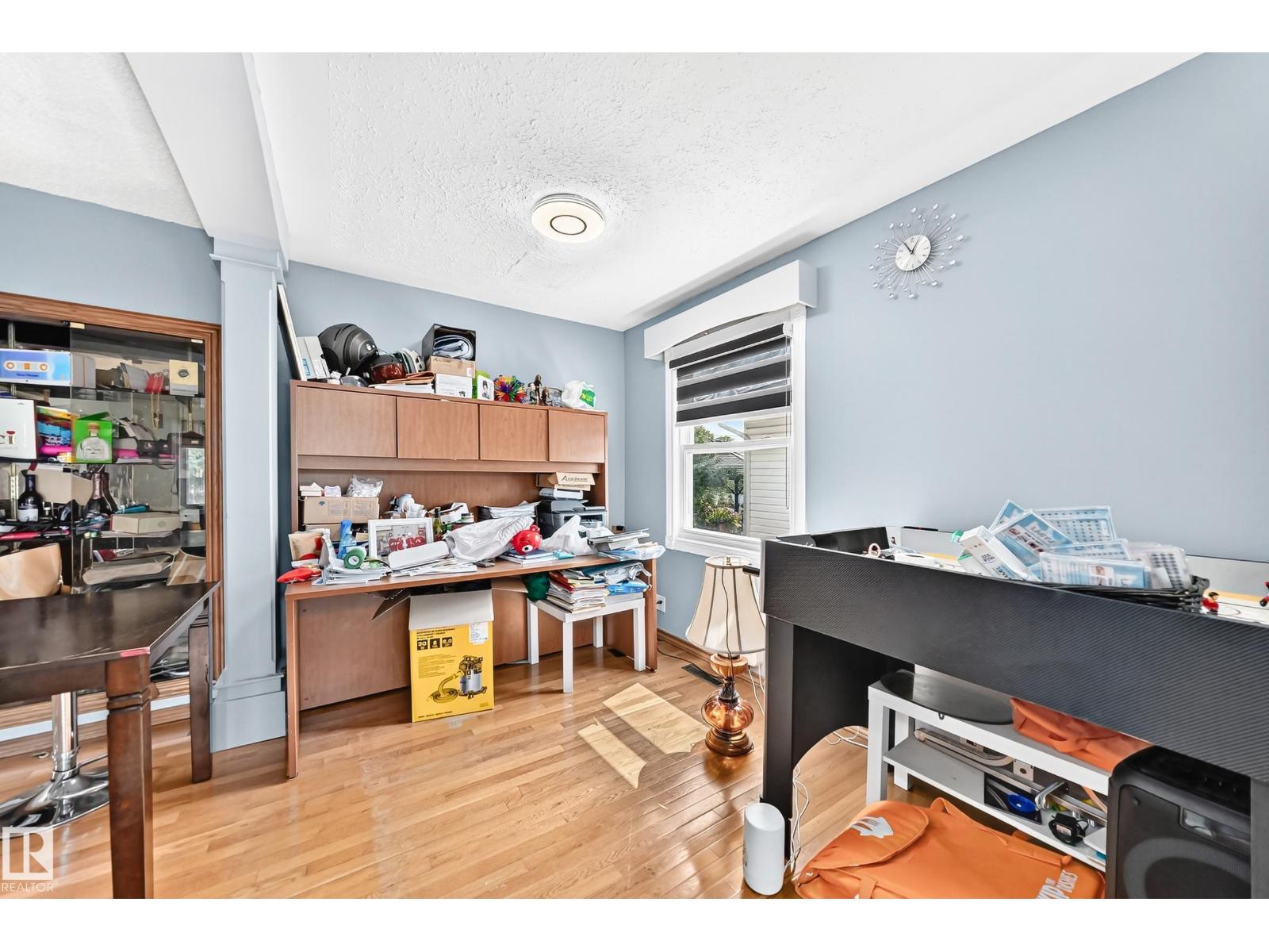9031 150 Street NW - Photo 21
