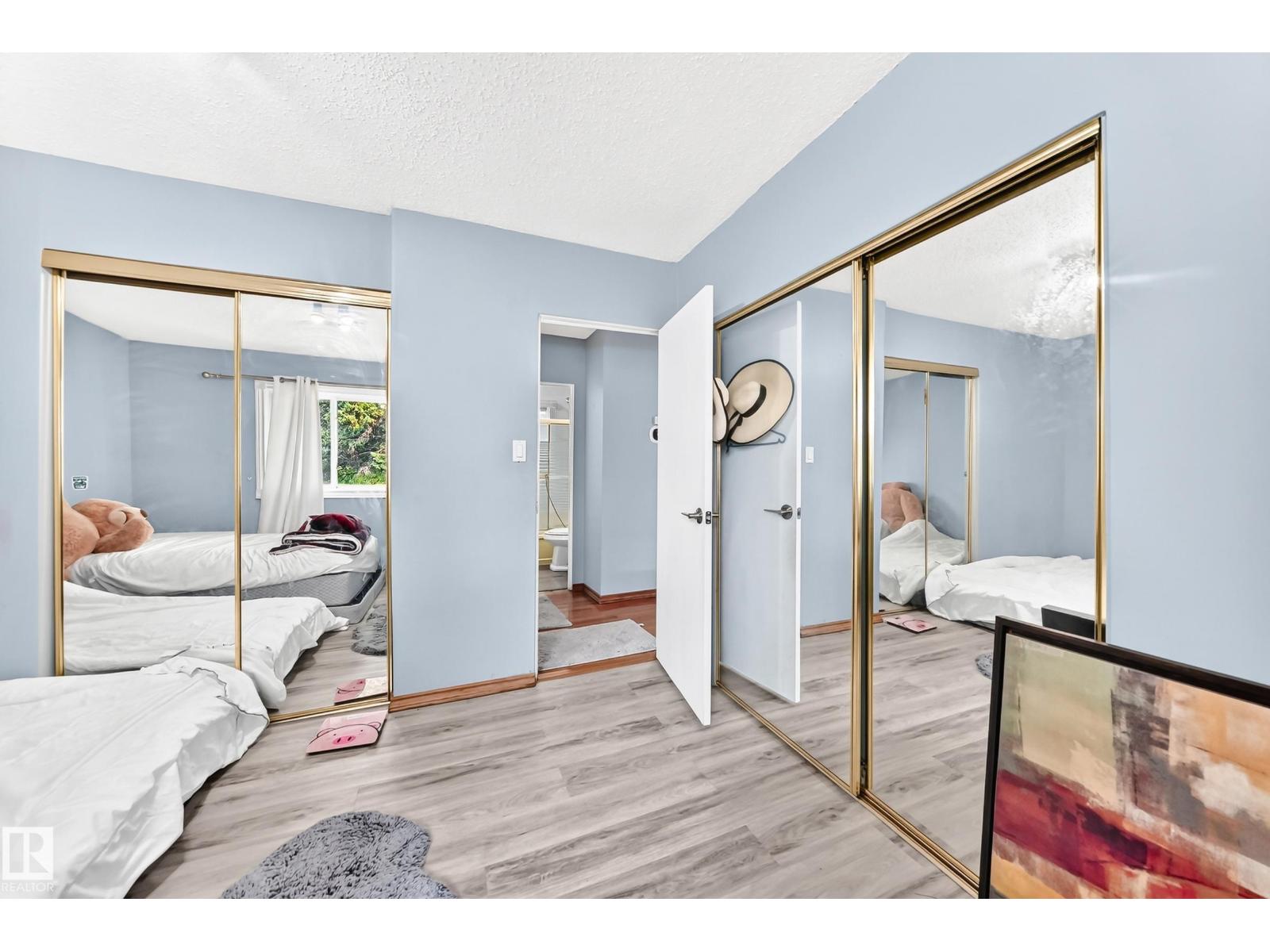 9031 150 Street NW - Photo 25