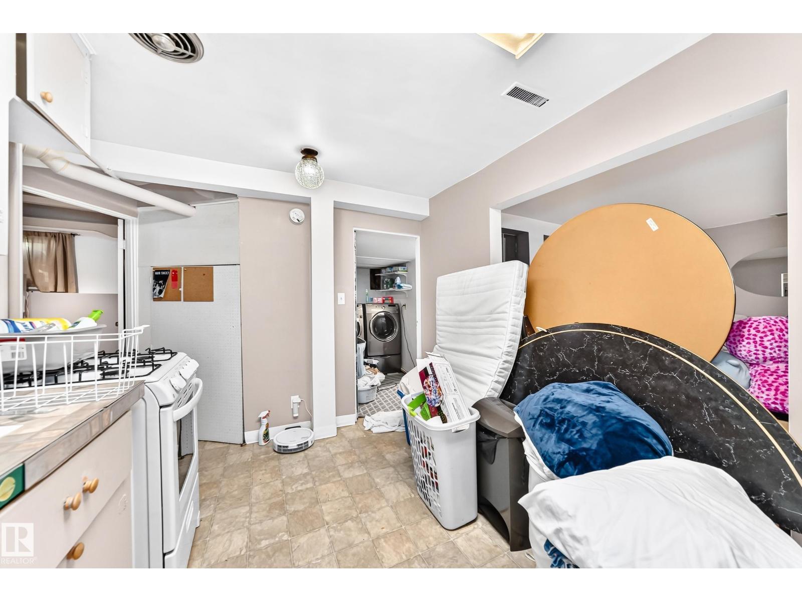 9031 150 Street NW - Photo 35