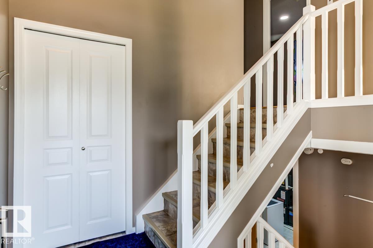 17703 90 ST NW, Klarvatten, Edmonton photo 3