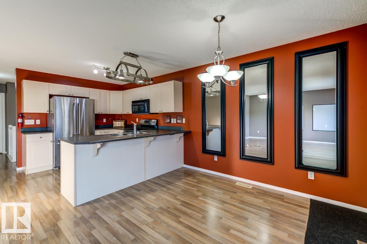 17703 90 ST NW - 9